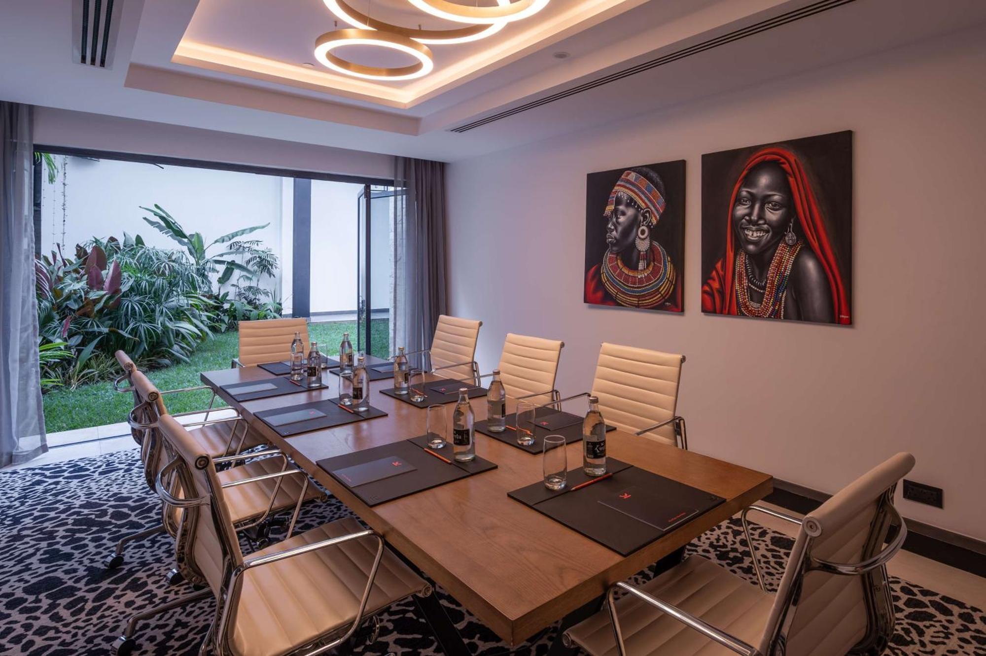 Hotel Kwetu Nairobi, Curio Collection By Hilton Extérieur photo