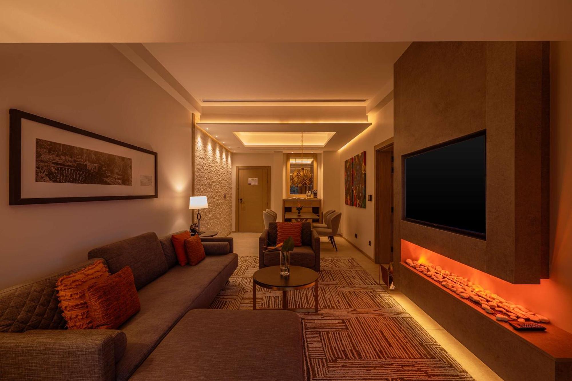 Hotel Kwetu Nairobi, Curio Collection By Hilton Extérieur photo